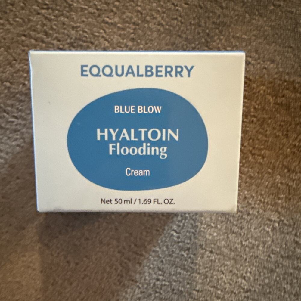 EQUAL BERRY Blue BLOW Hyaltion FLOODING cream Korean NIB 1.69 oz gel cooling